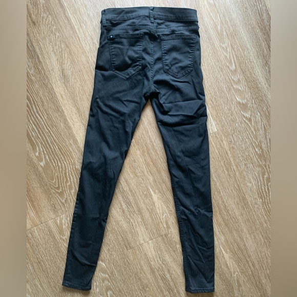 Black Never Fade Stingerette Skinny Jegging - Picture 5 of 7